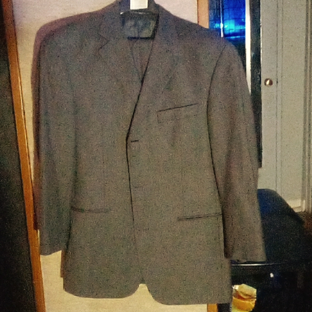 Men's suit